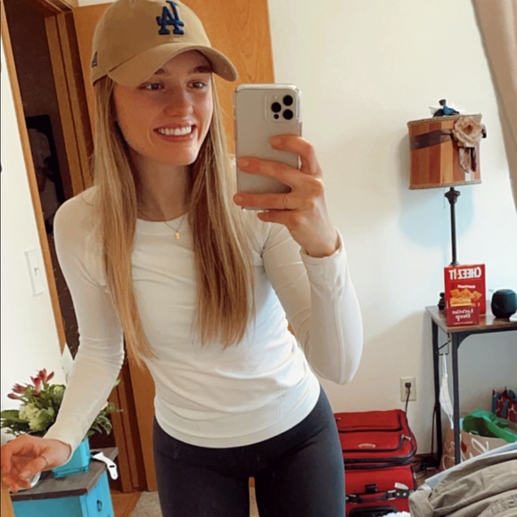 Meet your Posher, Cassidy - Picture 4 of 4